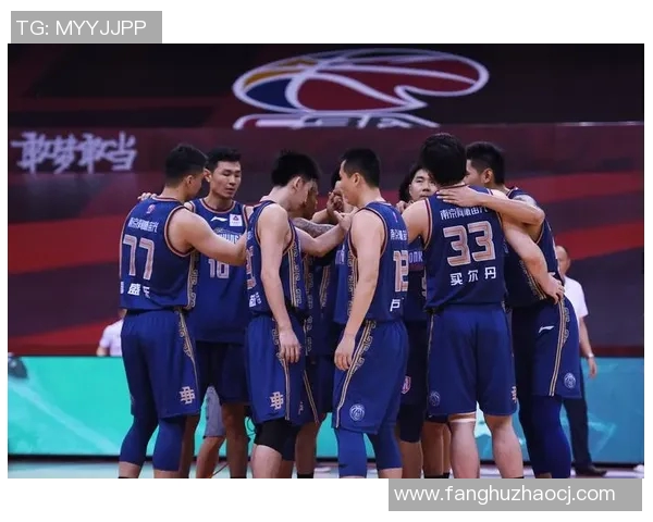 南京篮球队荣登篮球配合排行榜第二名展现团队实力与默契 南京篮球队荣登篮球配合排行榜第二名展现团队实力与默契