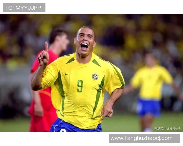 西班牙足球明星与模特女友的浪漫爱情故事揭秘 西班牙足球明星与模特女友的浪漫爱情故事揭秘