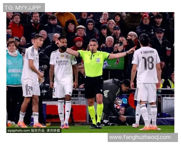 足球明星迪奇尔的传奇之路与他在绿茵场上的辉煌成就探秘 足球明星迪奇尔的传奇之路与他在绿茵场上的辉煌成就探秘